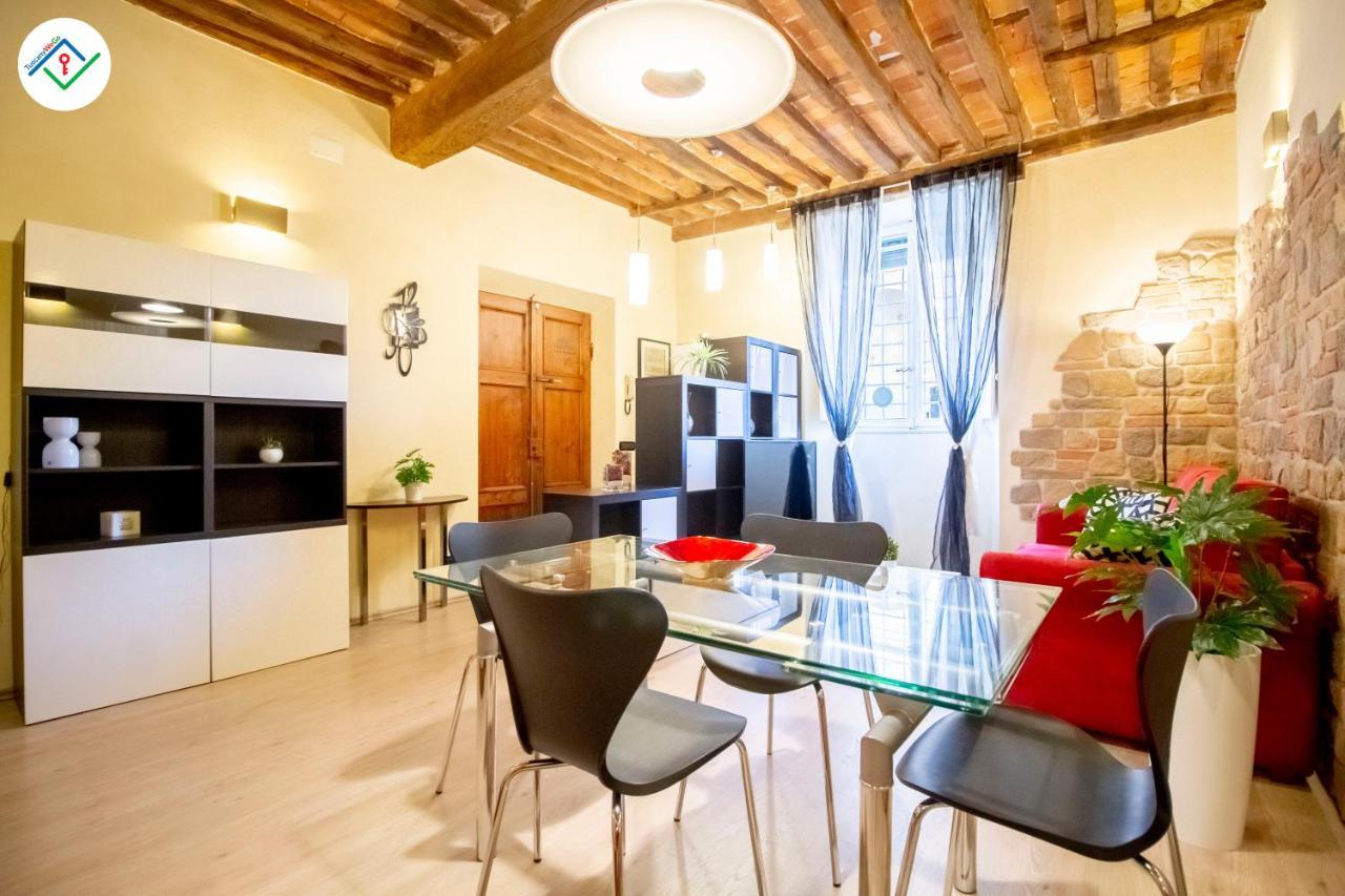 Antica Piazza Apartment By Tuscanywego Lucca Buitenkant foto