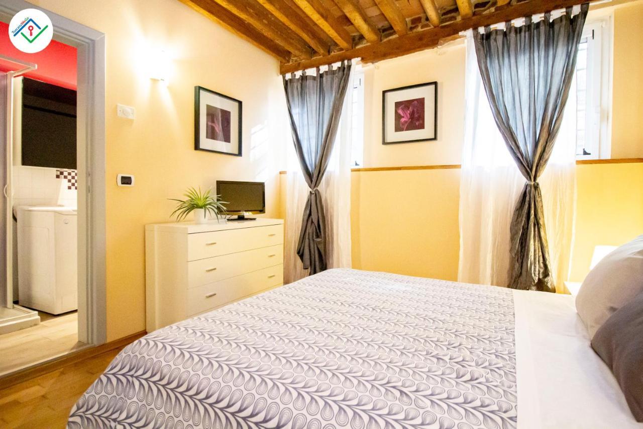 Antica Piazza Apartment By Tuscanywego Lucca Buitenkant foto